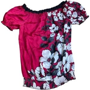 White House Black Market Red Floral Satin Off Shoulder Blouse XXS
